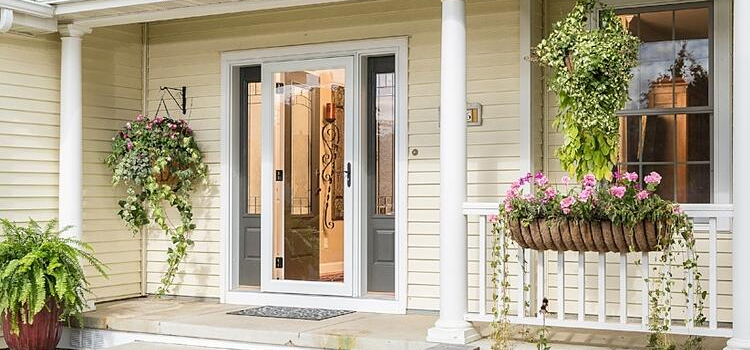 screen door installation in Sarasota